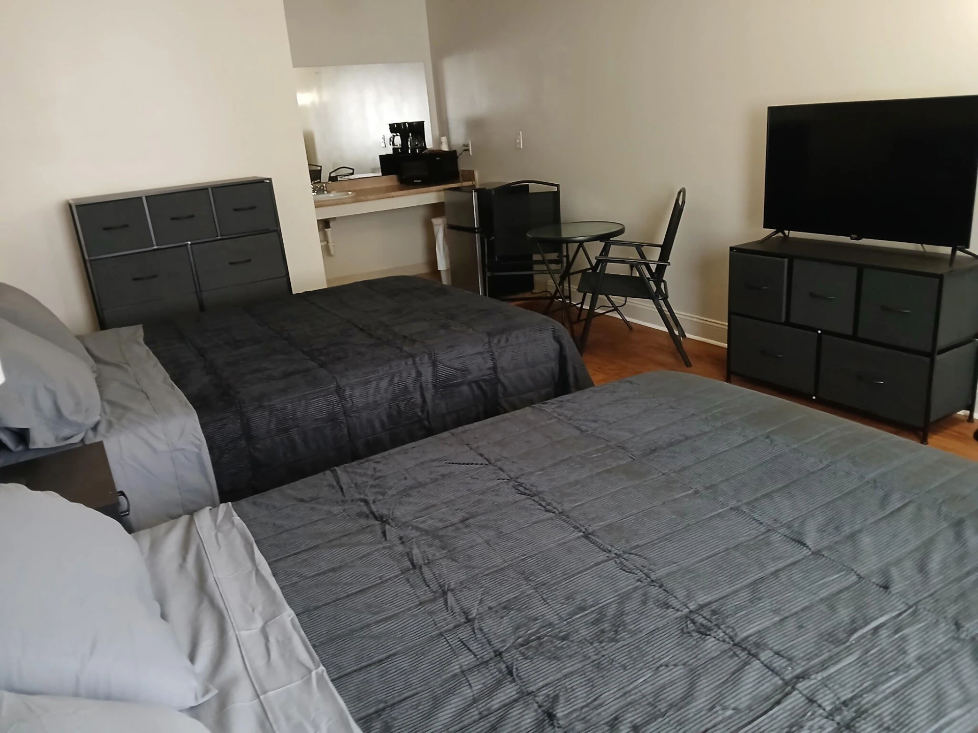 2746 W Main ST - Photo 5