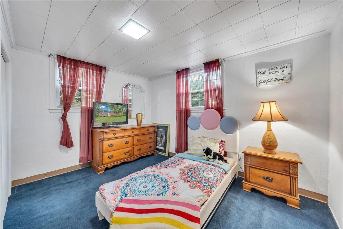 4508 Rosecrest RD - Photo 24