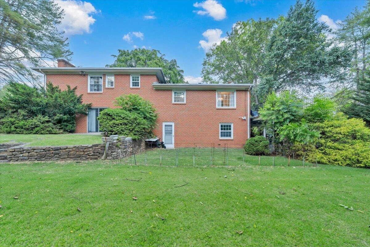 4508 Rosecrest RD - Photo 35