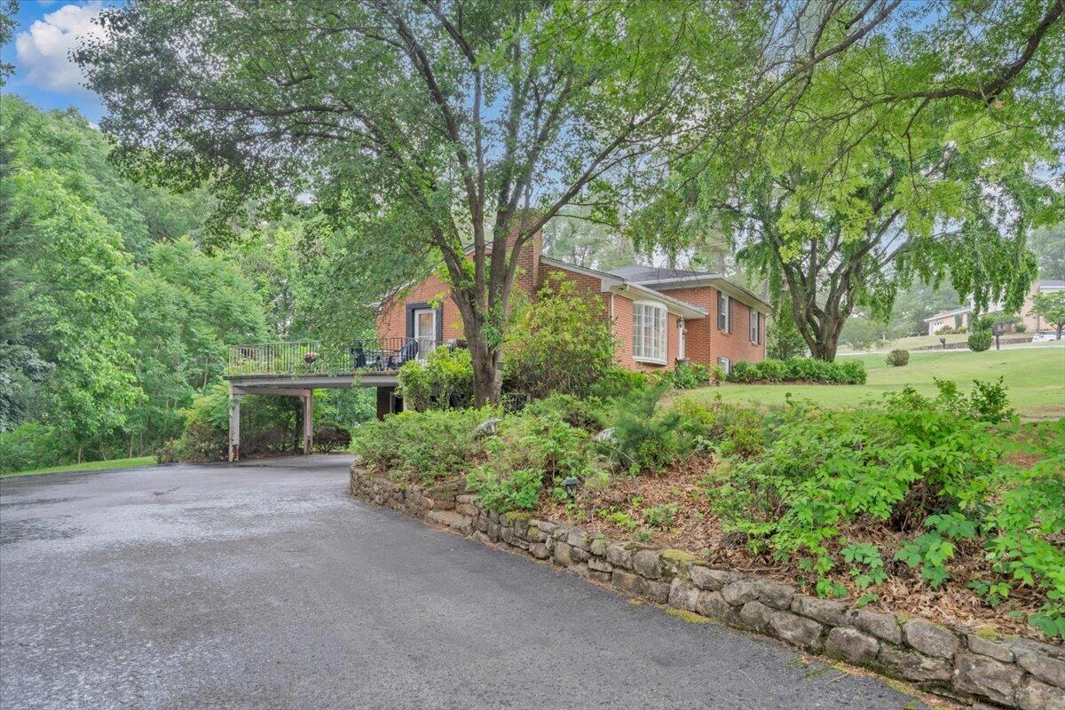 4508 Rosecrest RD - Photo 36