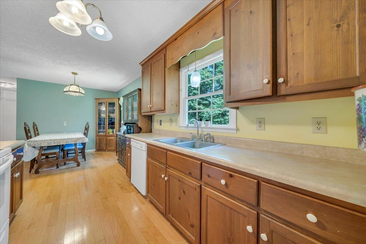 1124 Homeplace RD - Photo 19