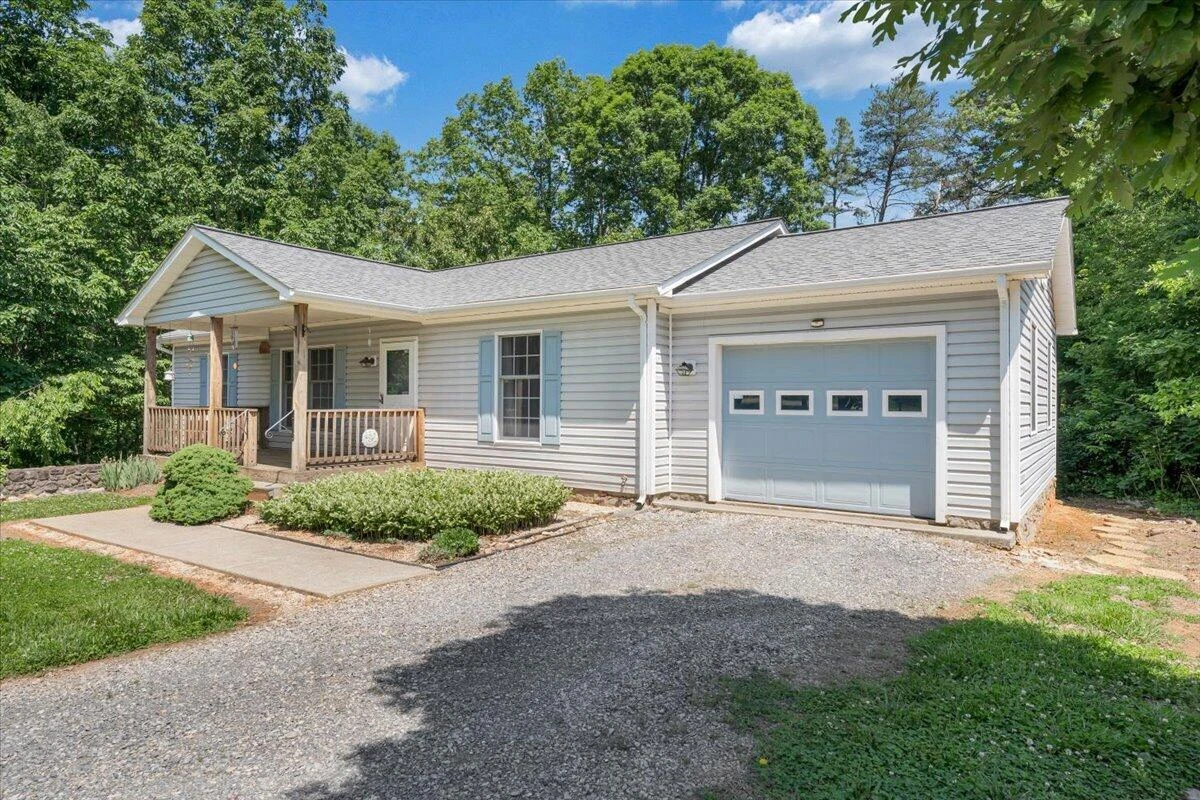1124 Homeplace RD - Photo 43