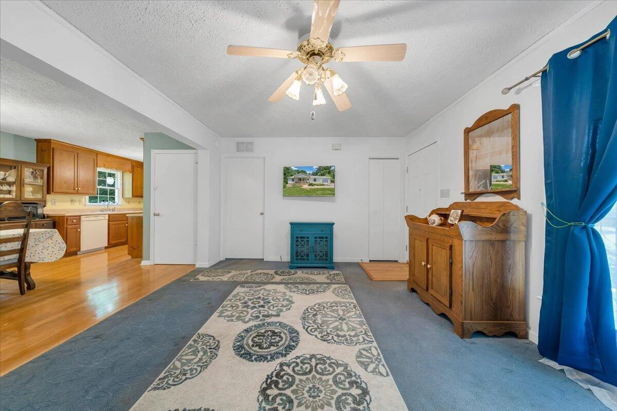 1124 Homeplace RD - Photo 9