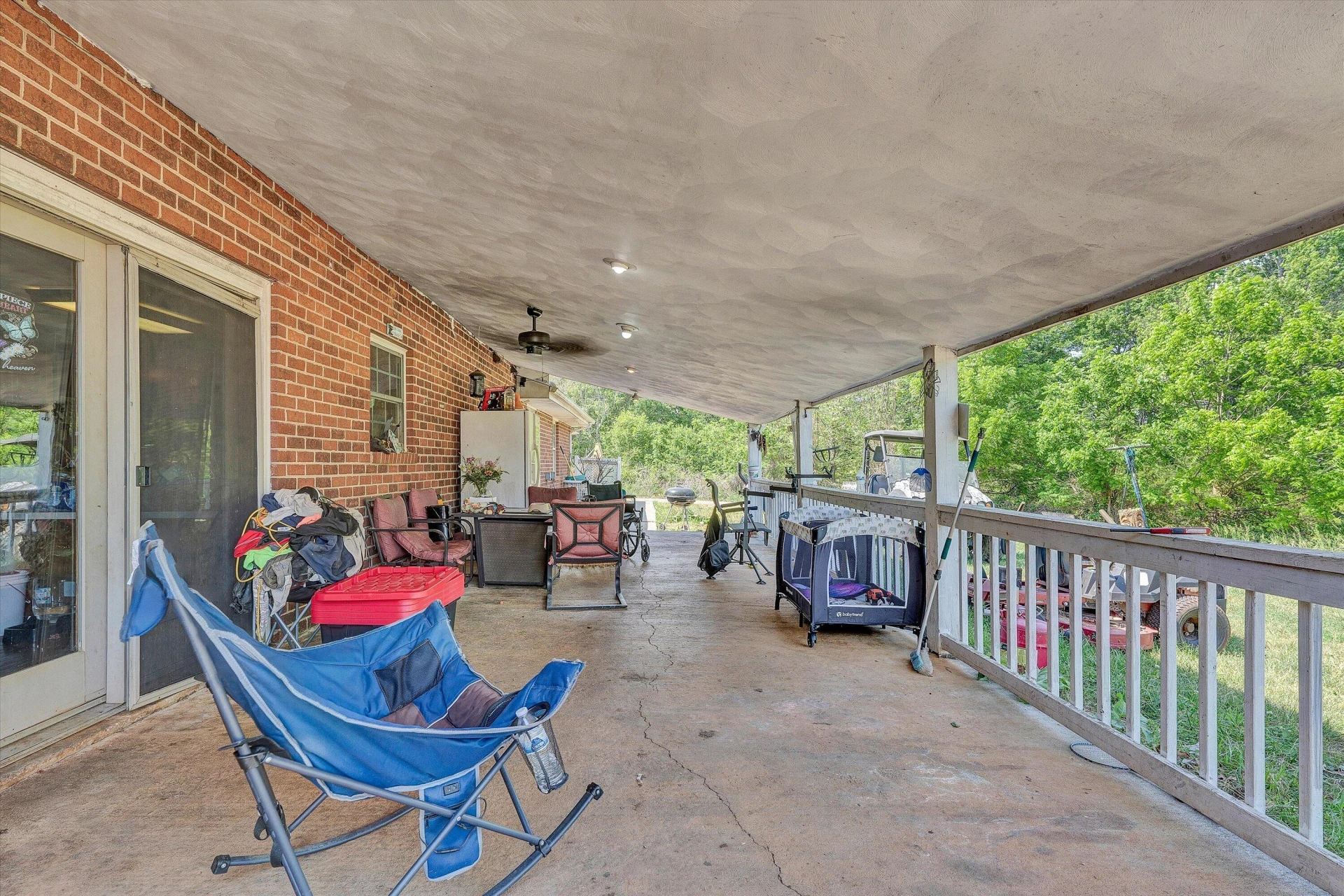 1441 Dickerson RD - Photo 17