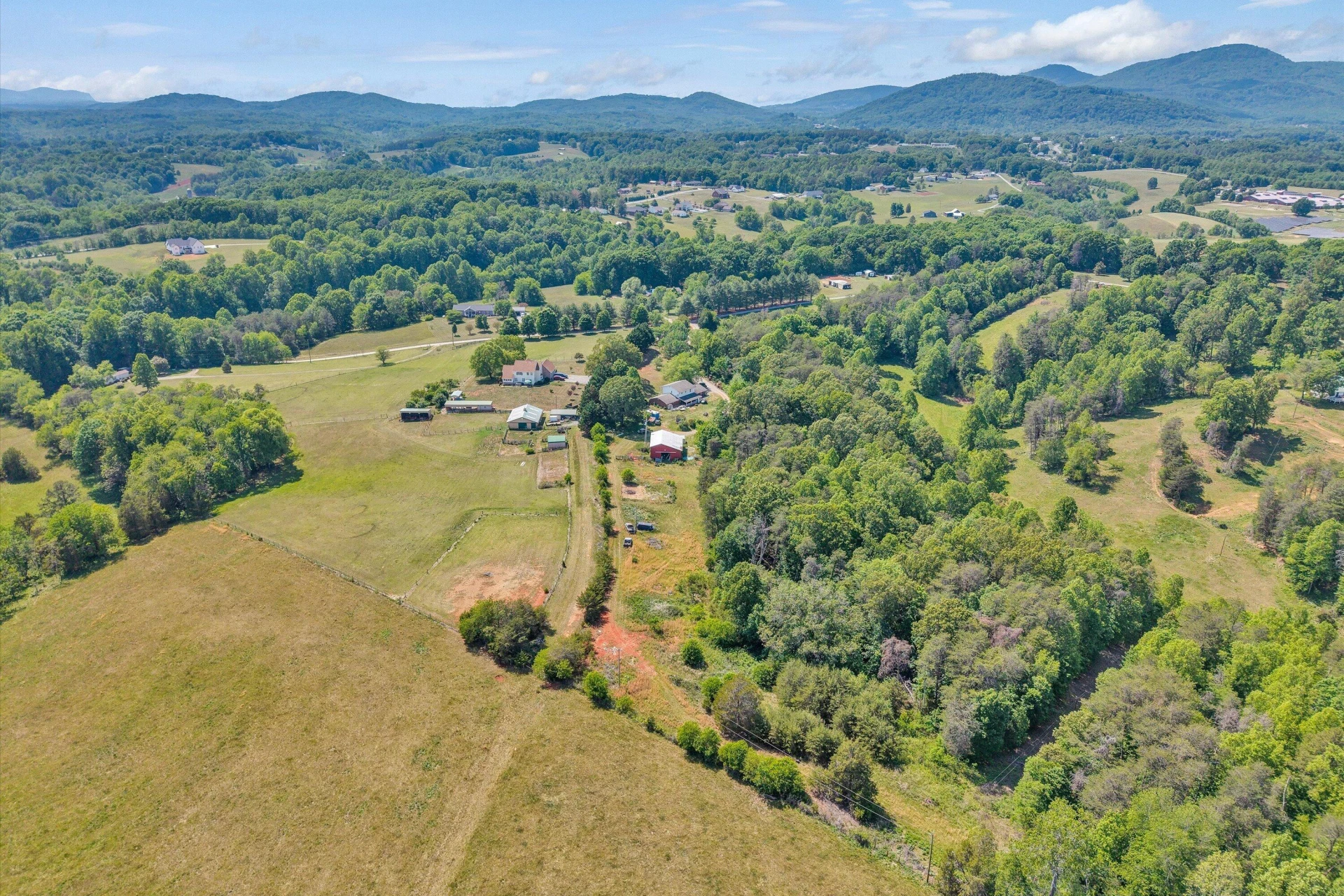 1441 Dickerson RD - Photo 31