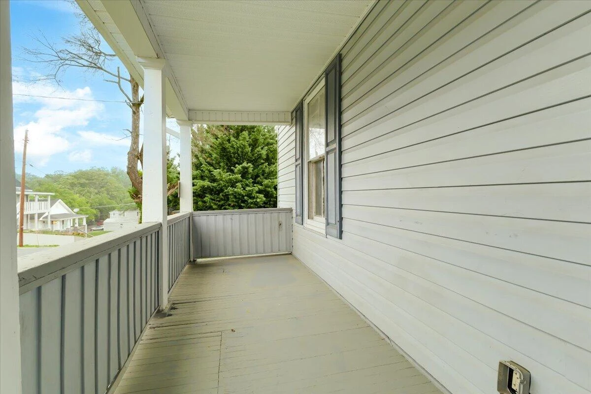 1225 Stewart AVE SE - Photo 10