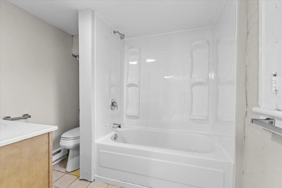 1225 Stewart AVE SE - Photo 12