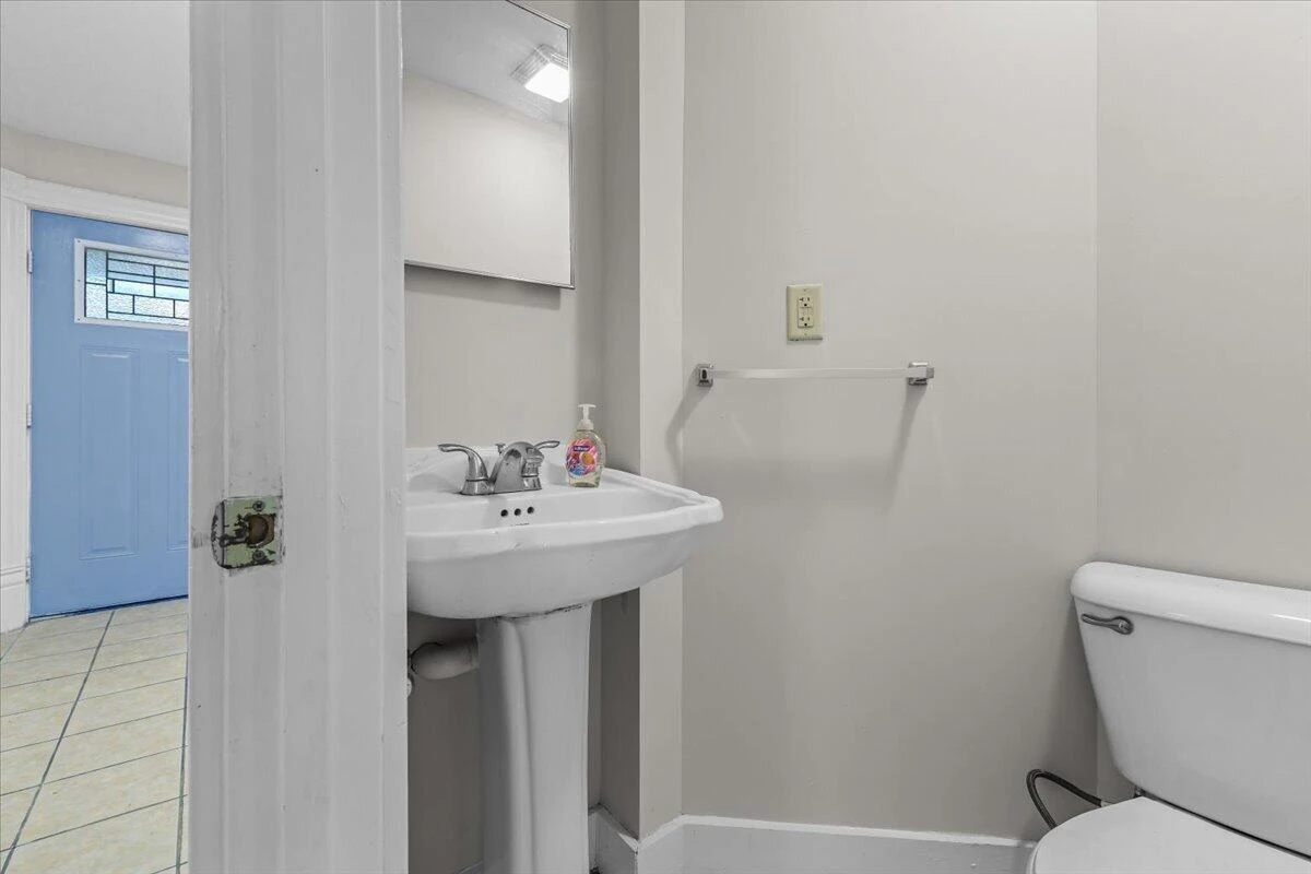 1225 Stewart AVE SE - Photo 18
