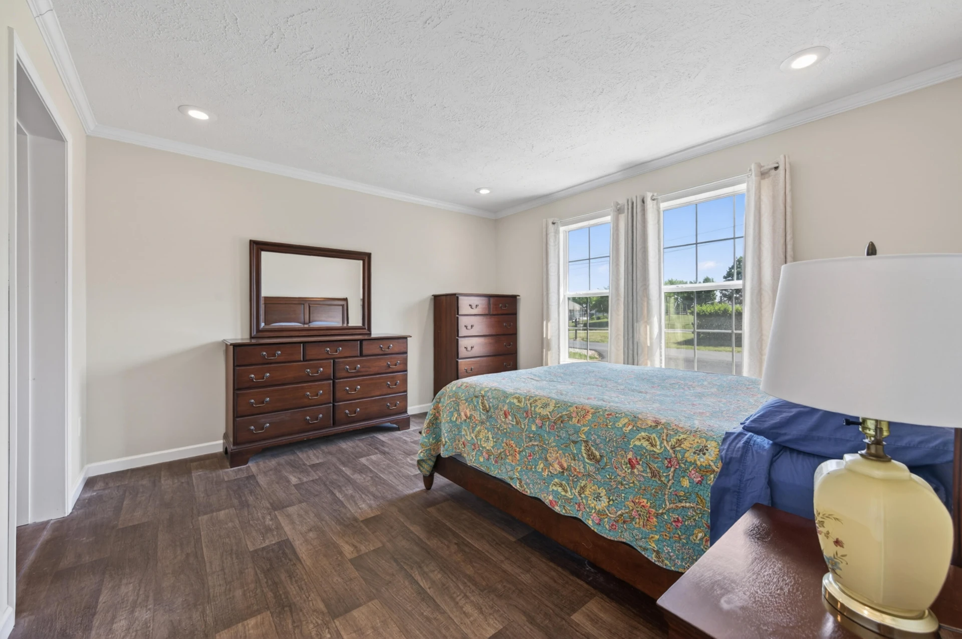 2127 Tara LN - Photo 11