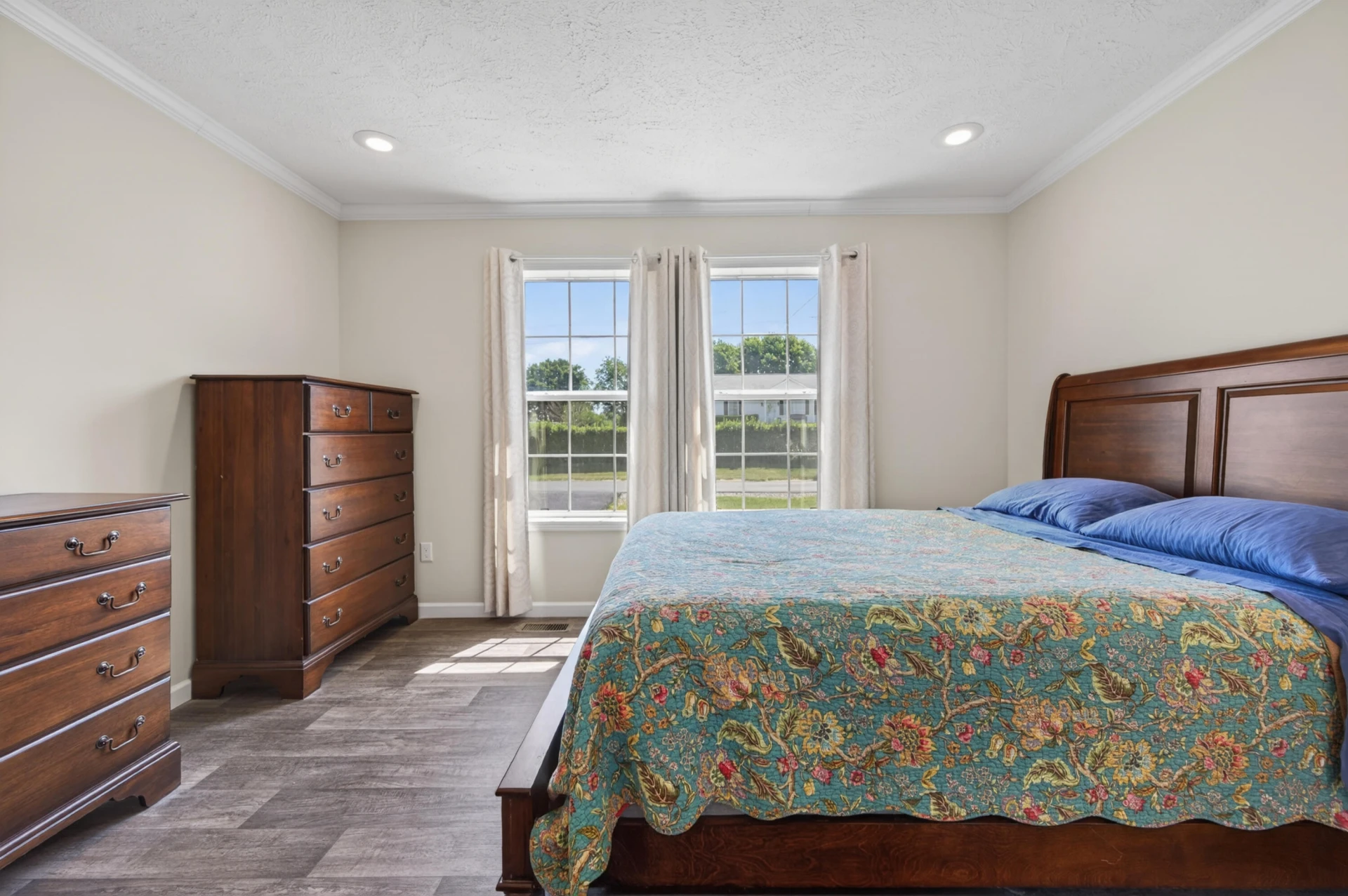 2127 Tara LN - Photo 12