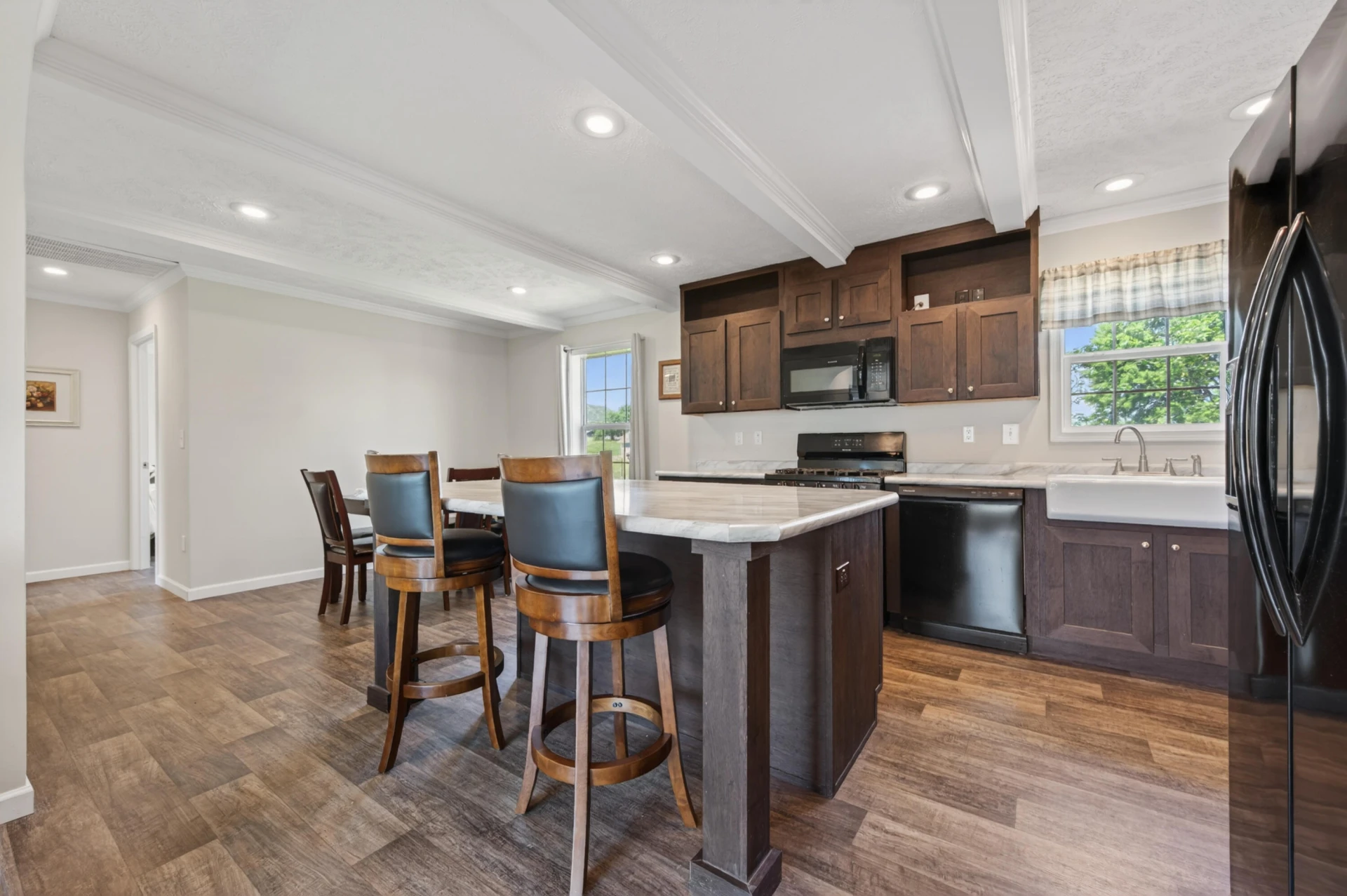 2127 Tara LN - Photo 18