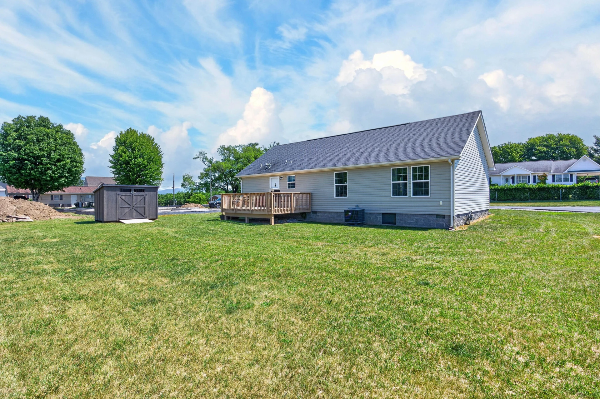 2127 Tara LN - Photo 45