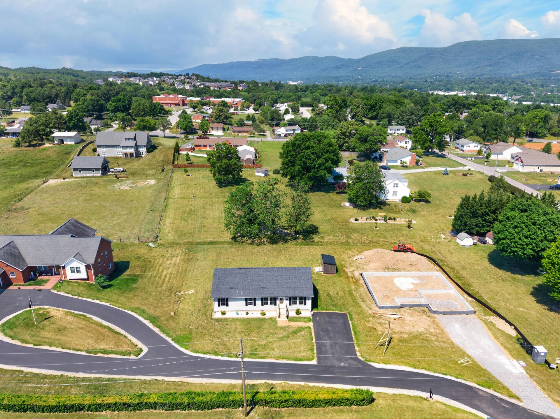2127 Tara LN - Photo 54