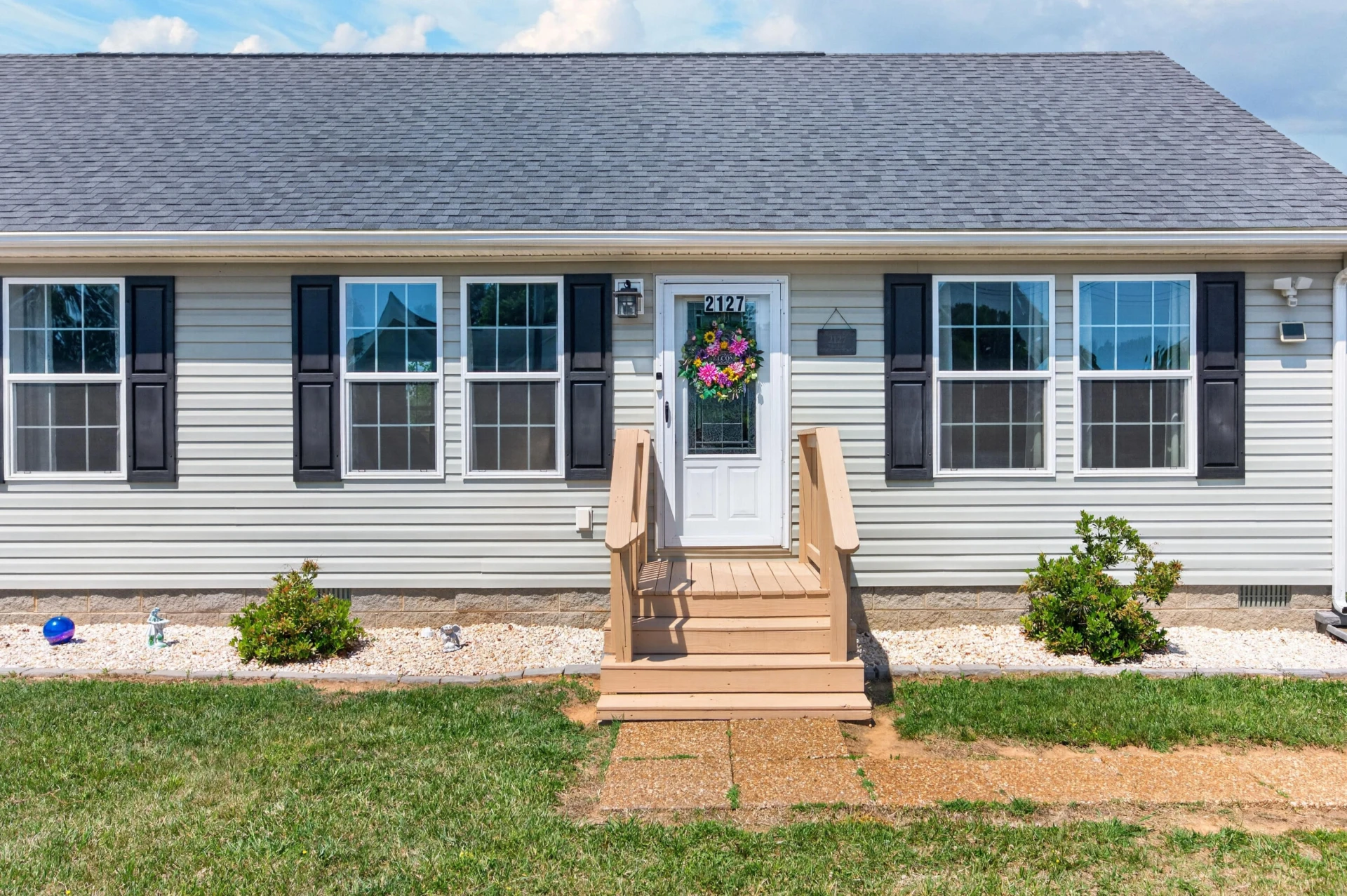 2127 Tara LN - Photo 6