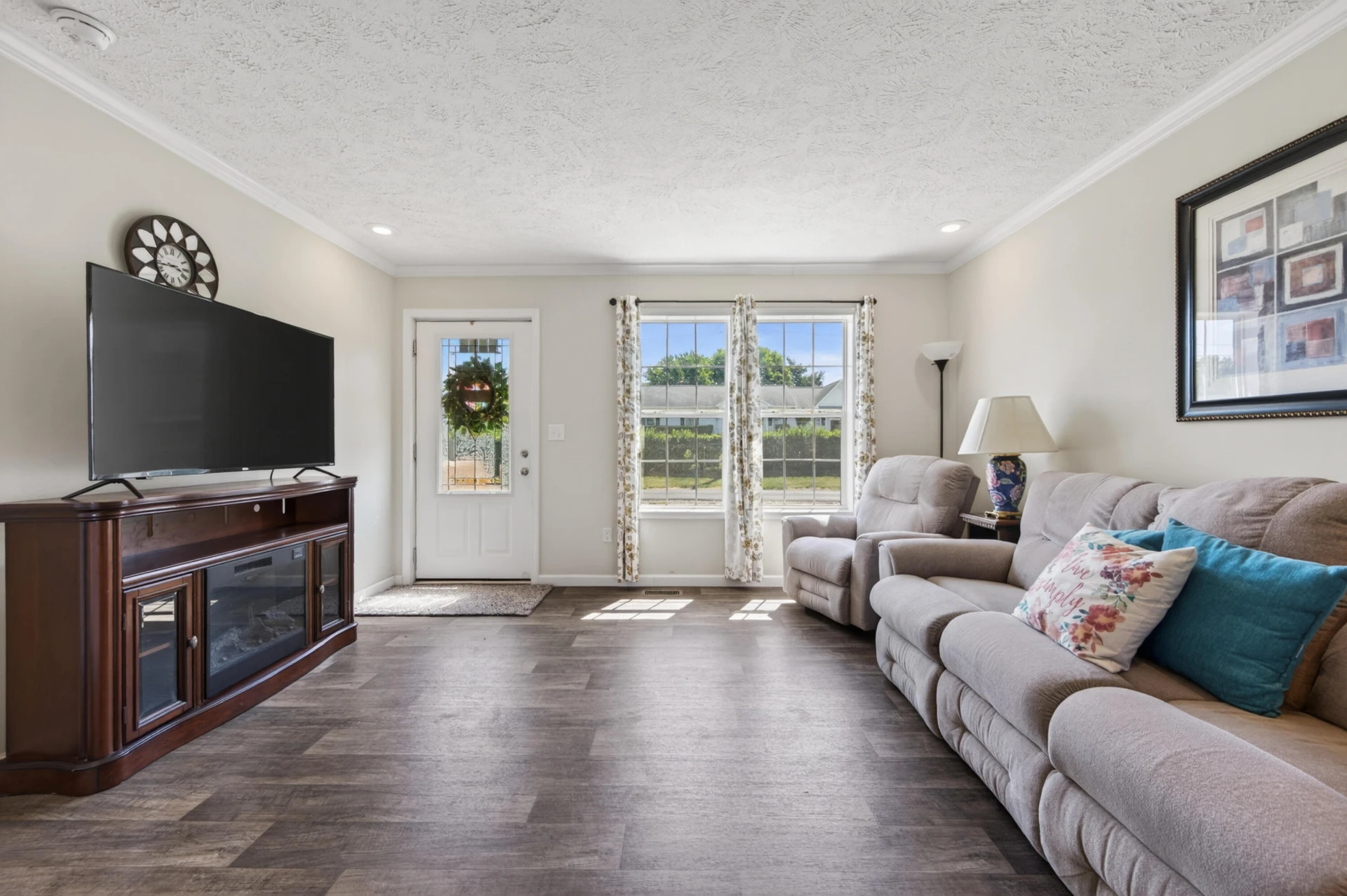 2127 Tara LN - Photo 8