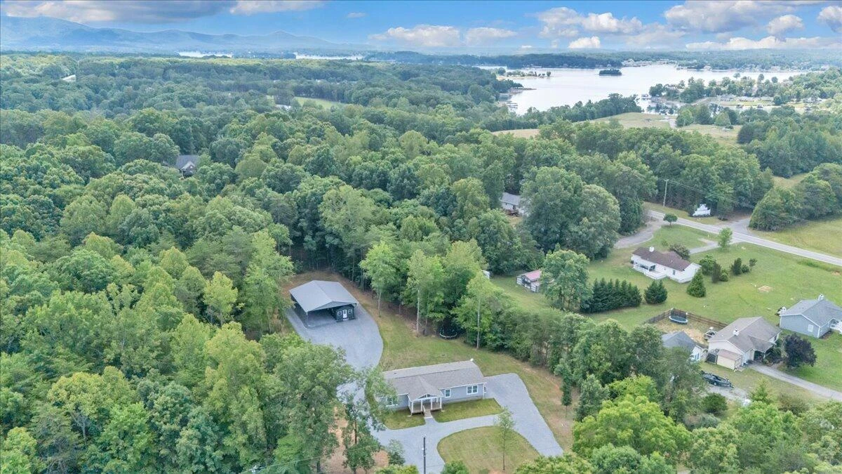 80 Strawberry Banks DR - Photo 2