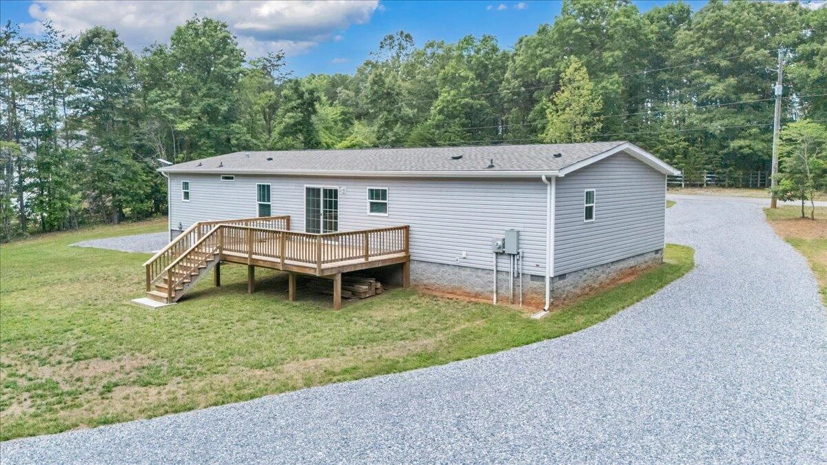 80 Strawberry Banks DR - Photo 60