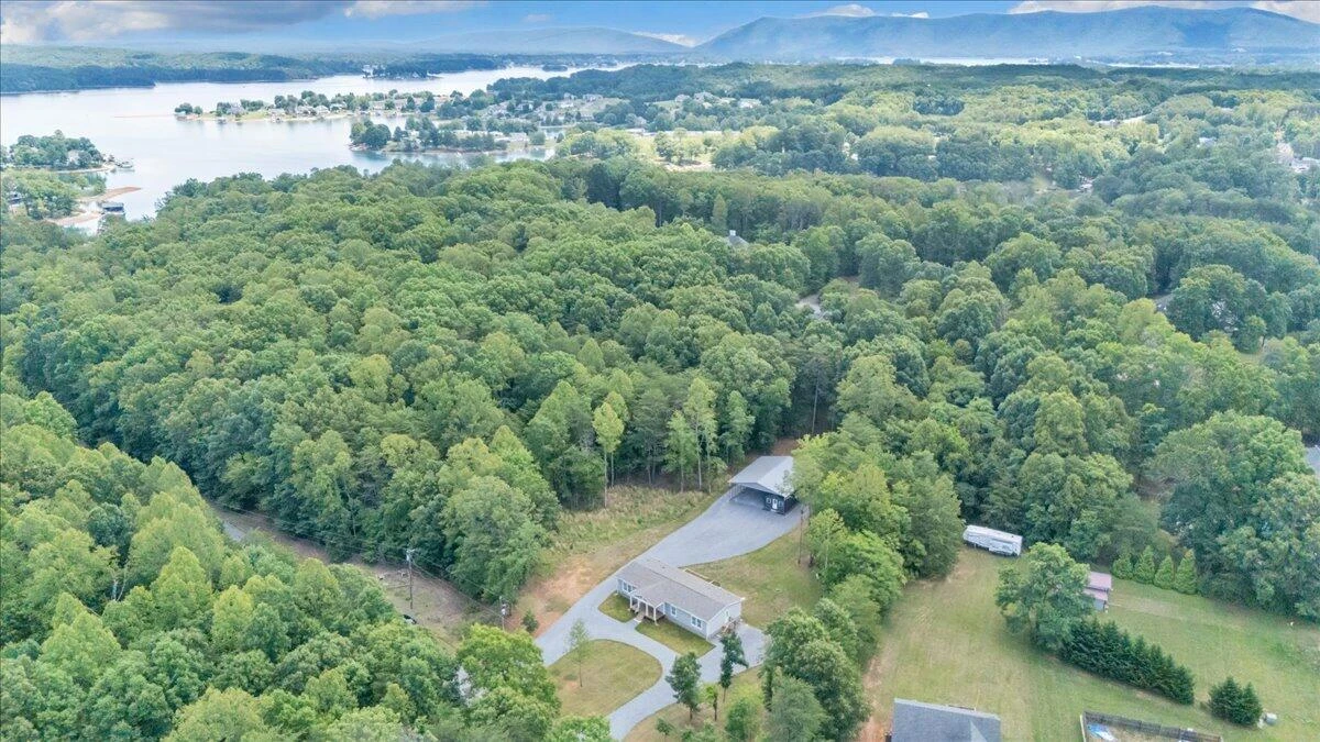 80 Strawberry Banks DR - Photo 70