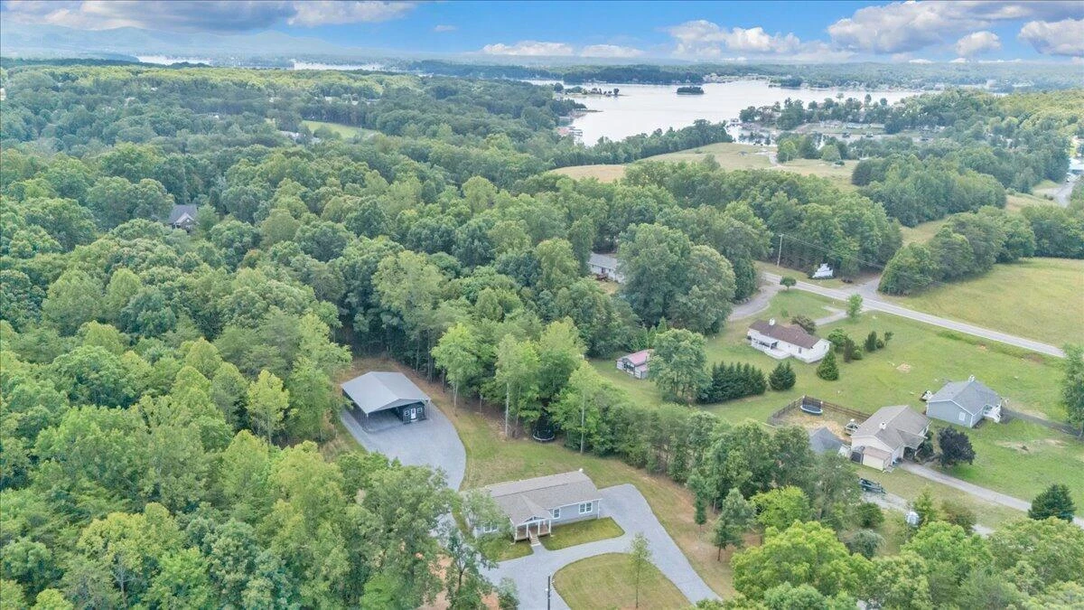 80 Strawberry Banks DR - Photo 72