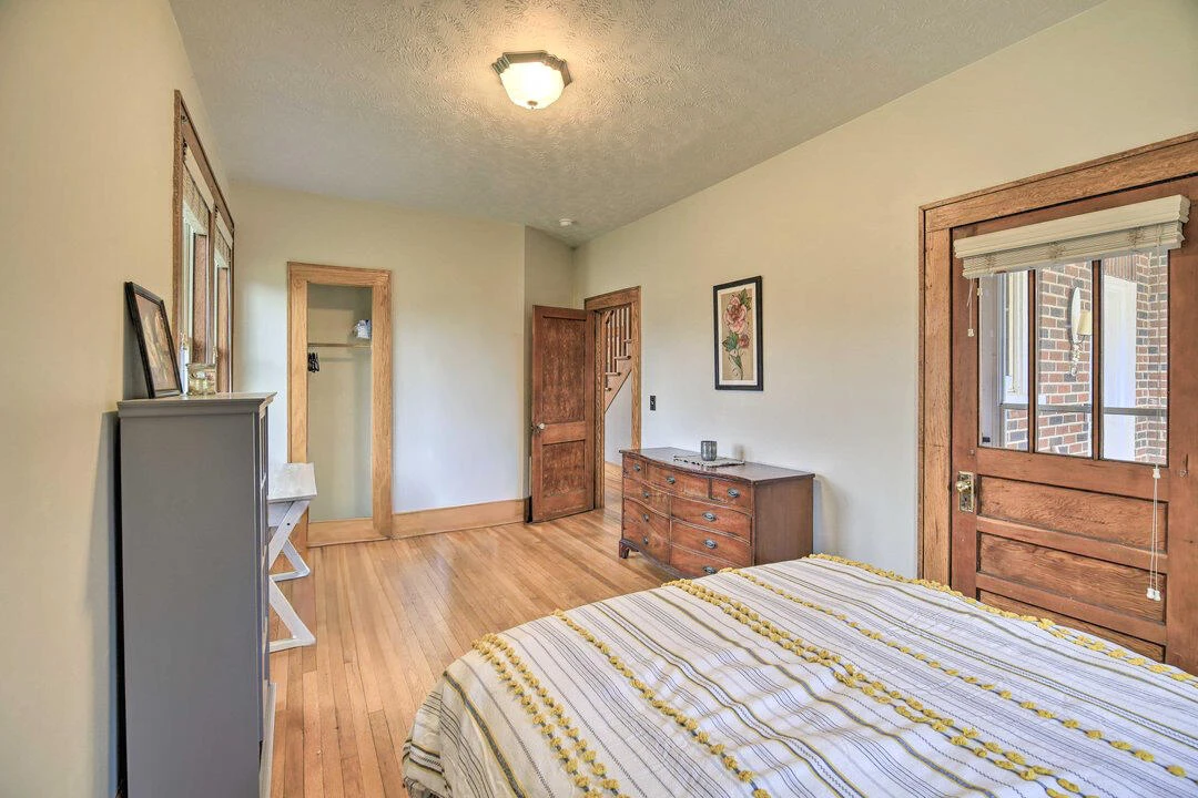 132 Christiansburg NE - Photo 29