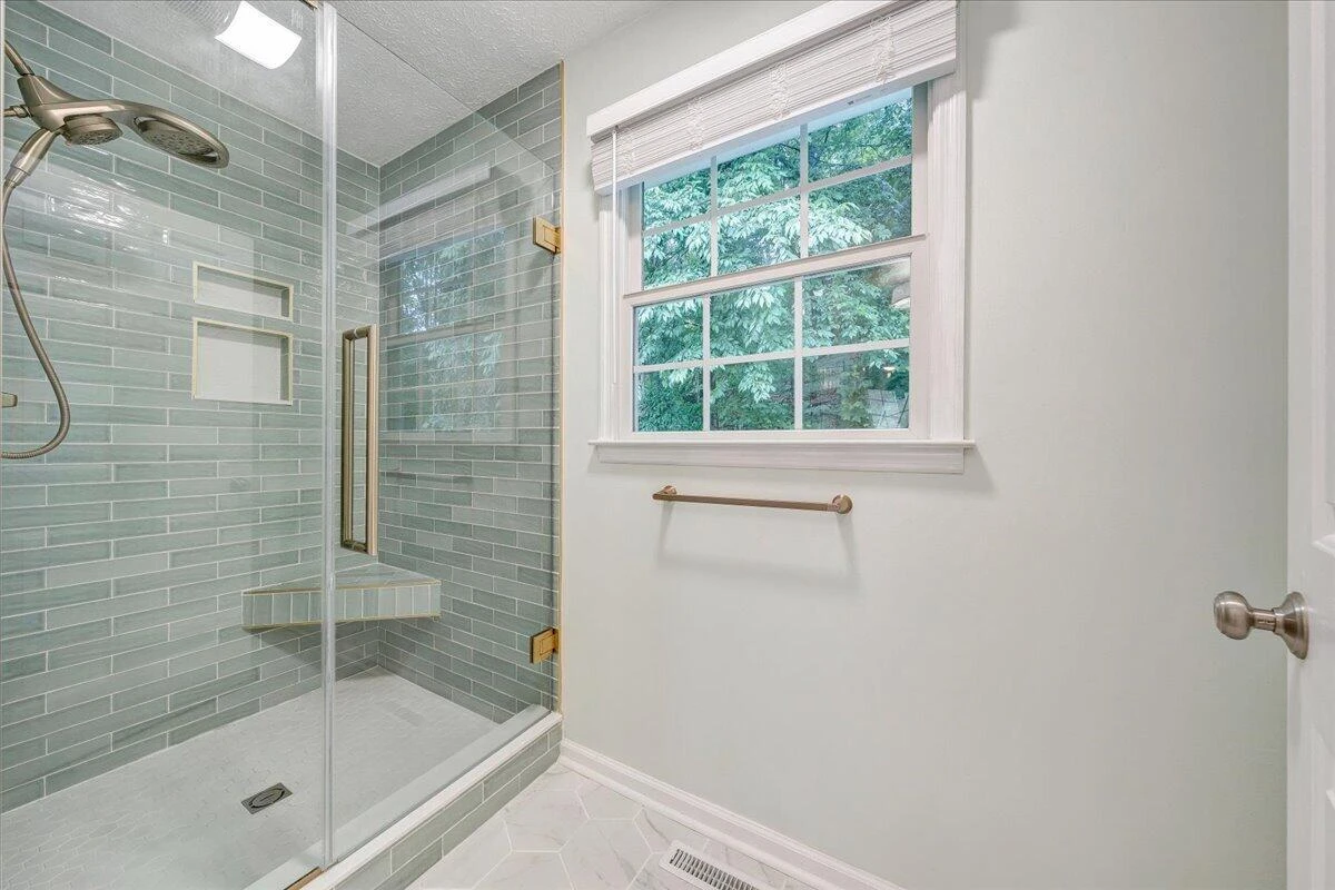 120 Upland DR - Photo 24