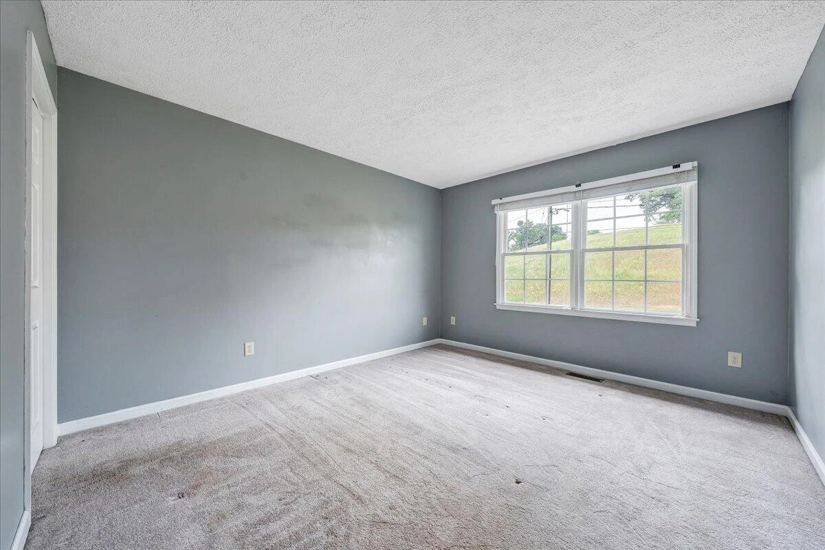 120 Upland DR - Photo 27