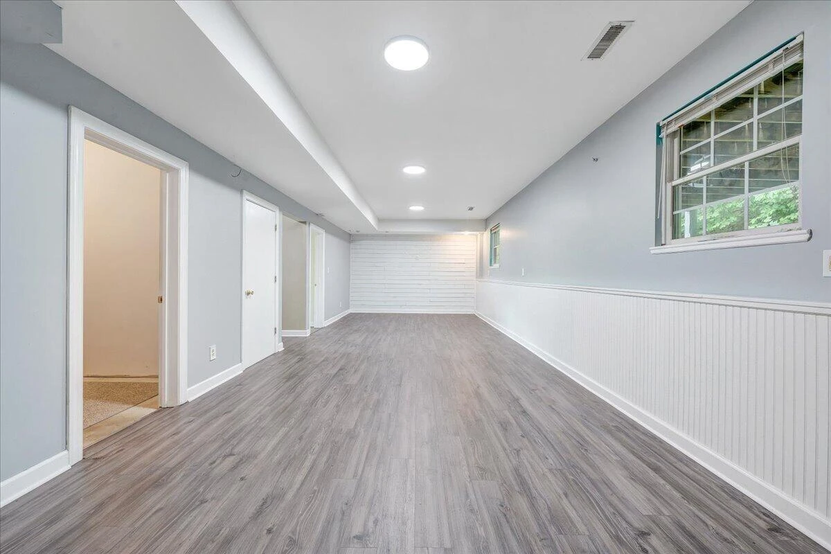 120 Upland DR - Photo 33