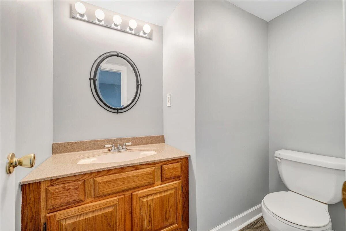 120 Upland DR - Photo 35