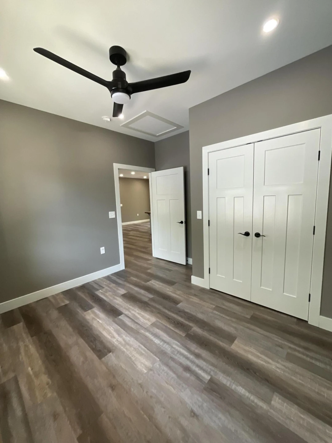 106 Park Shores CIR - Photo 66
