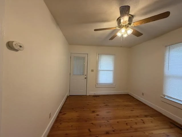 711 Central AVE - Photo 3