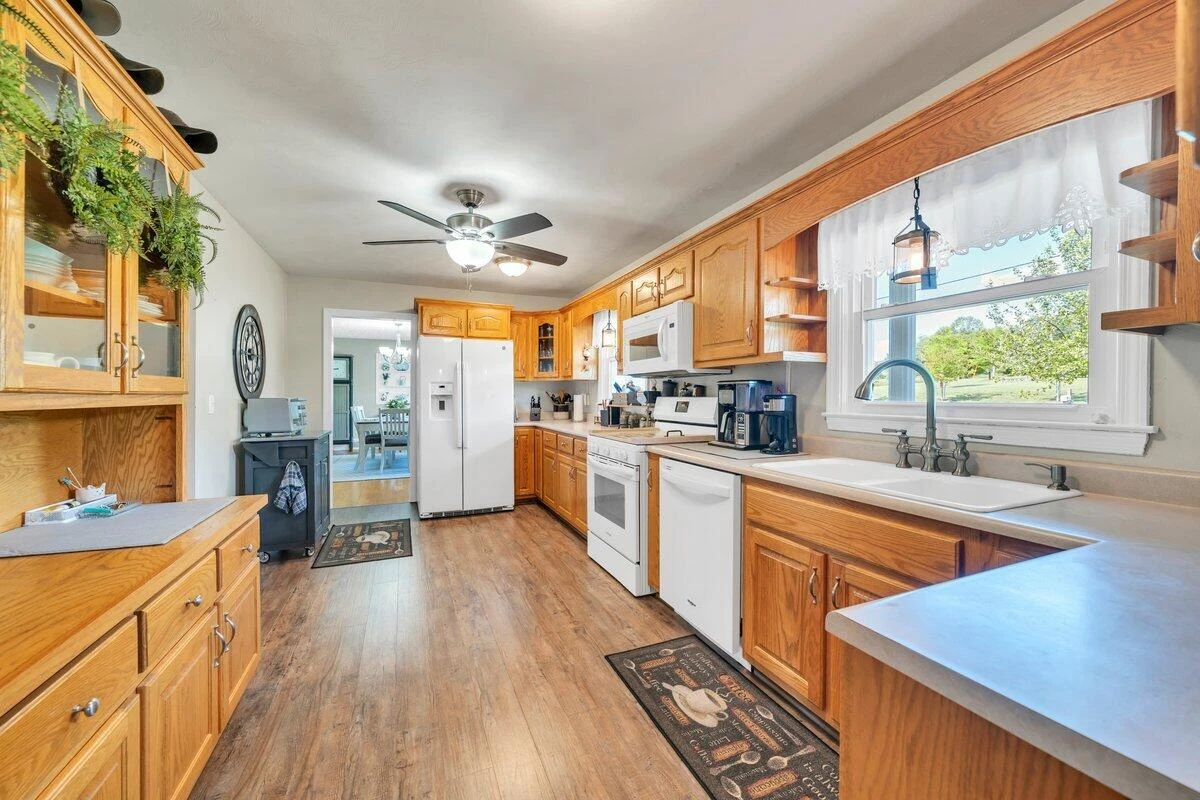3226 Rakes RD - Photo 20
