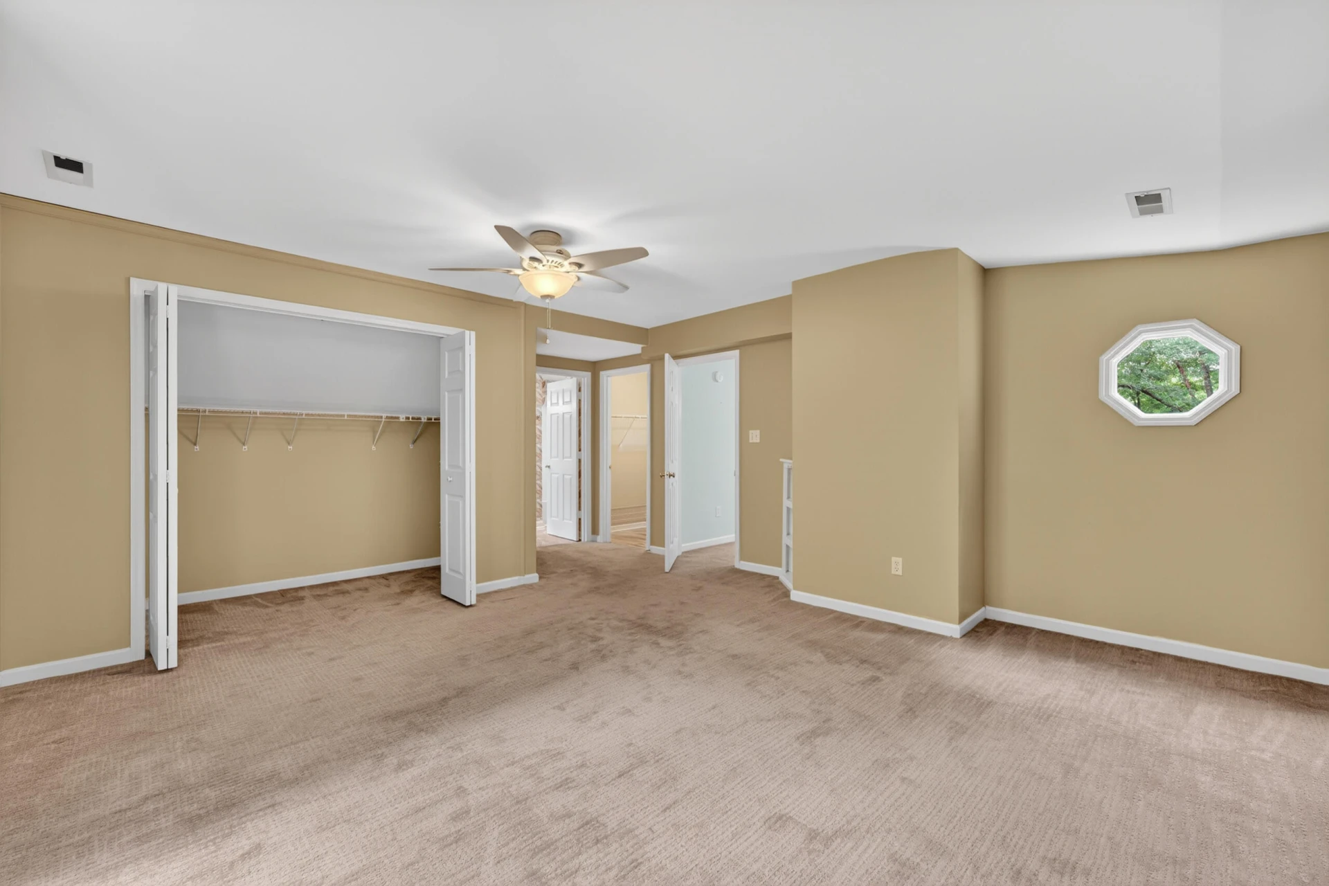 107 Creeden DR - Photo 37