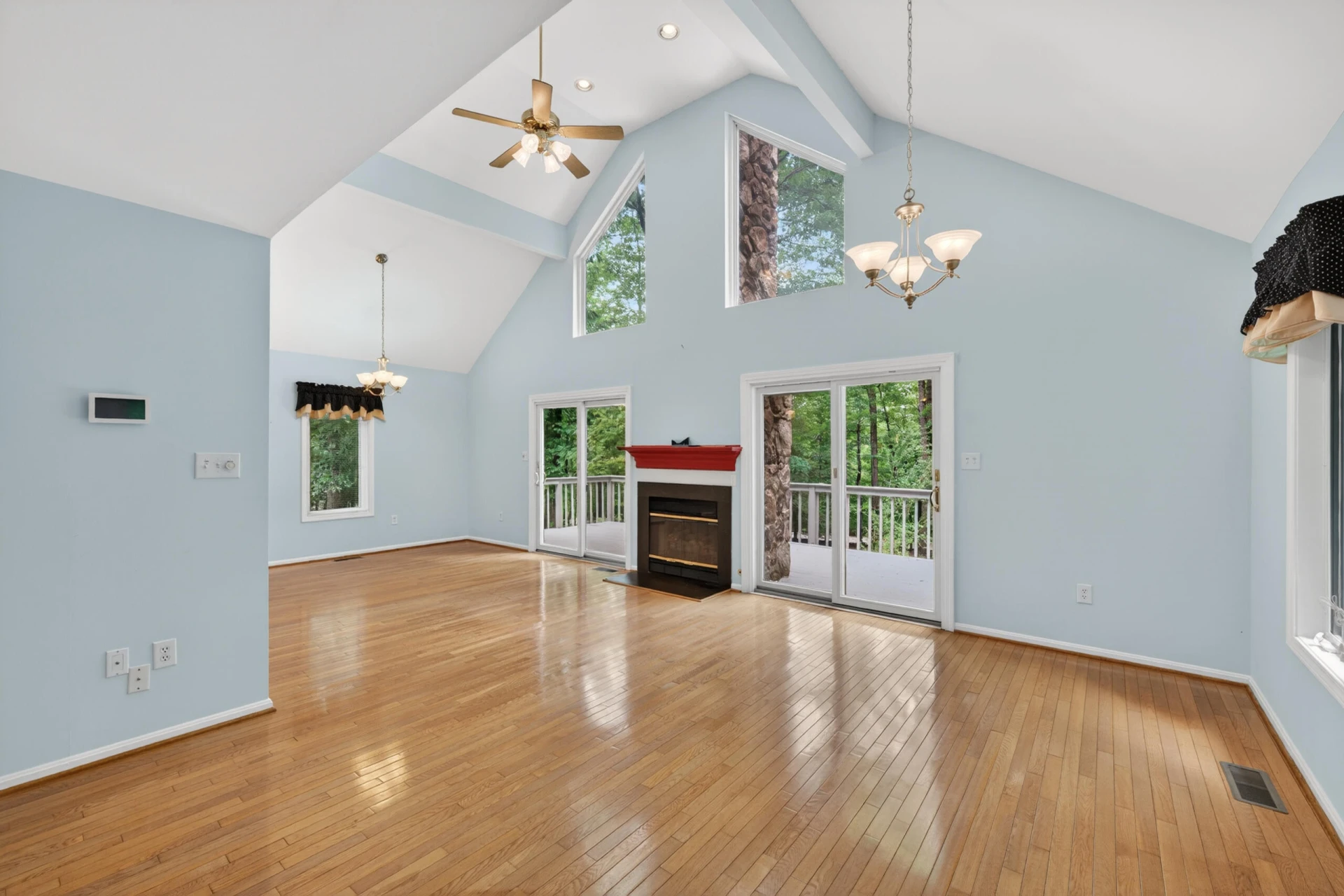 107 Creeden DR - Photo 3
