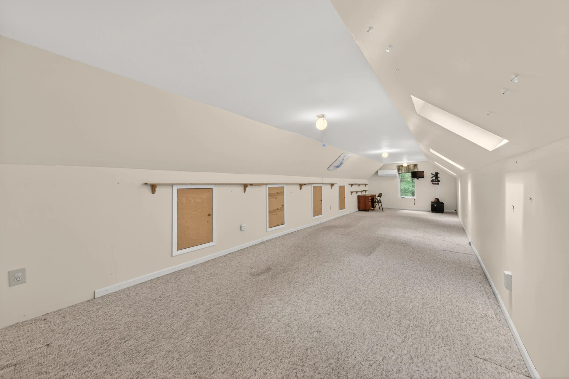 107 Creeden DR - Photo 45