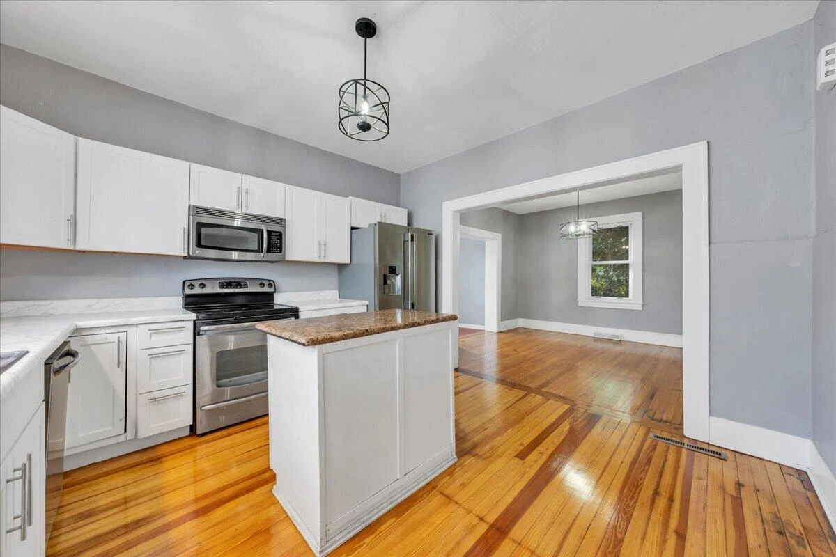 1029 15Th ST SE - Photo 7