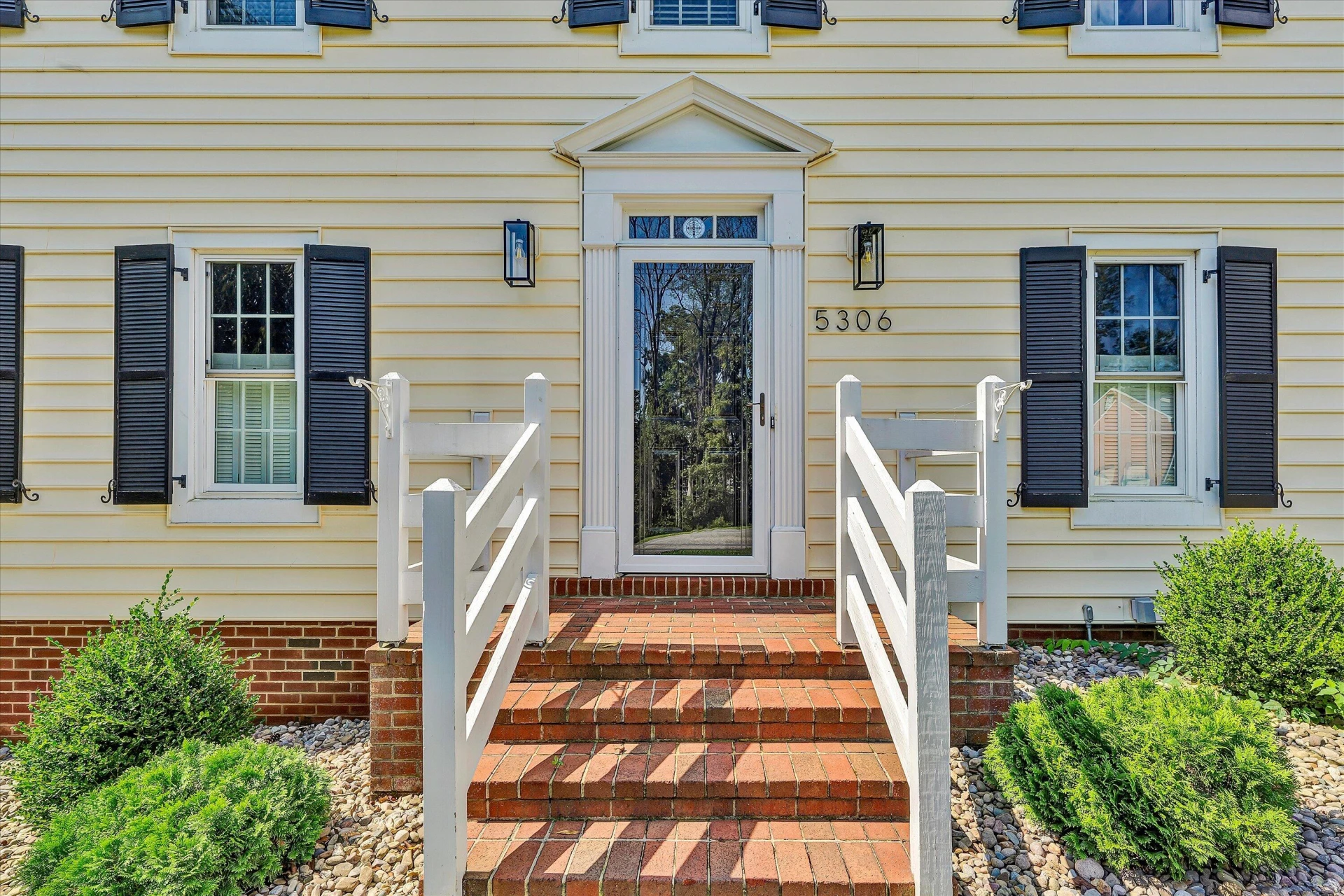5306 Canter DR - Photo 3