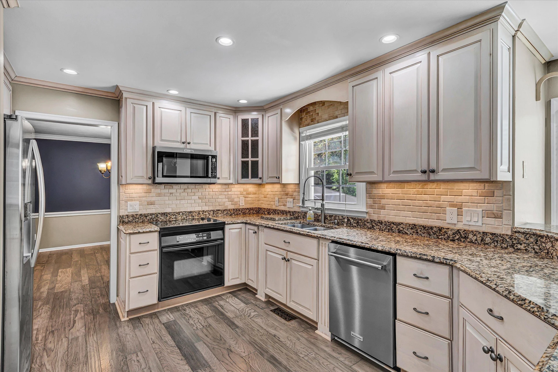 5306 Canter DR - Photo 10
