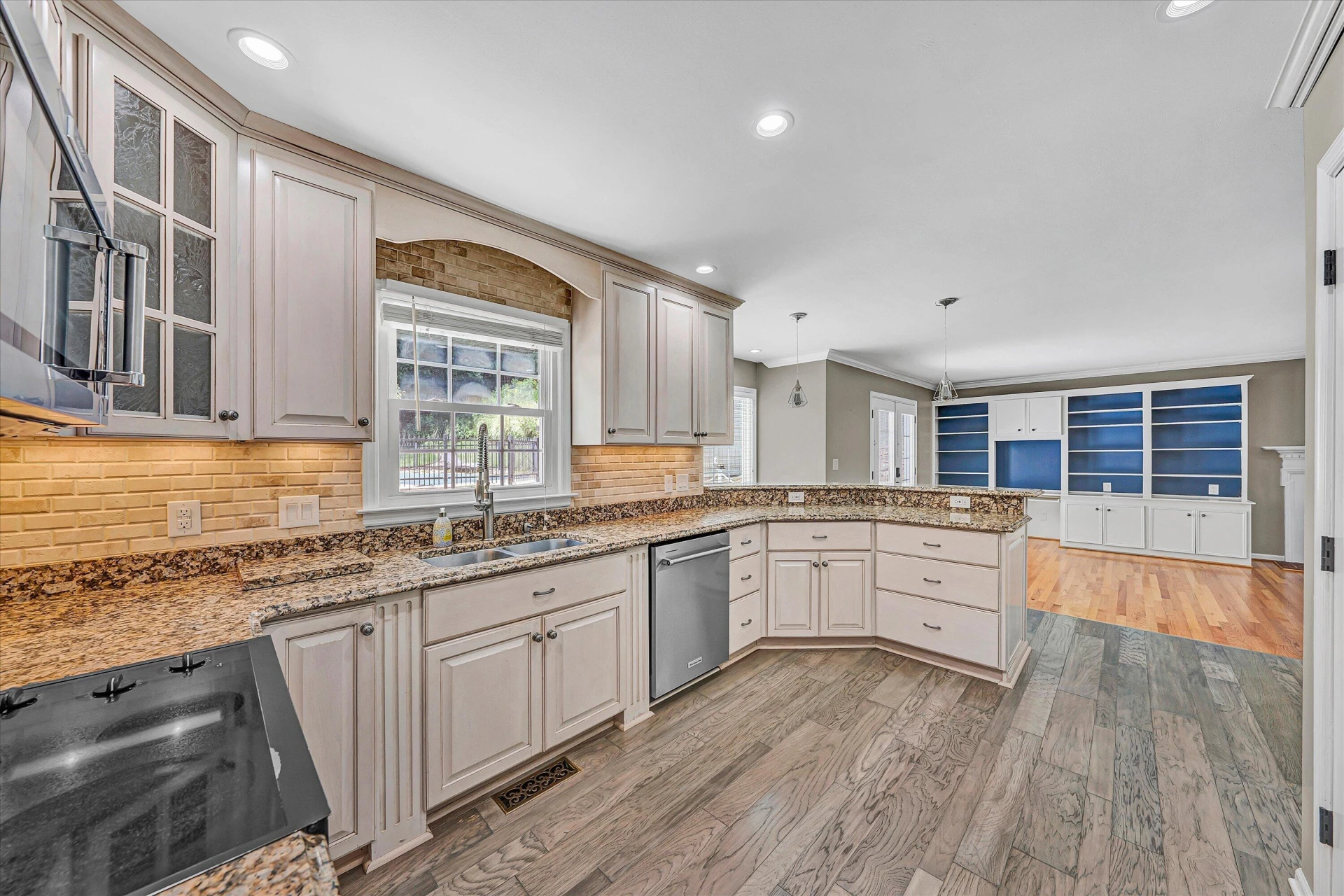 5306 Canter DR - Photo 13