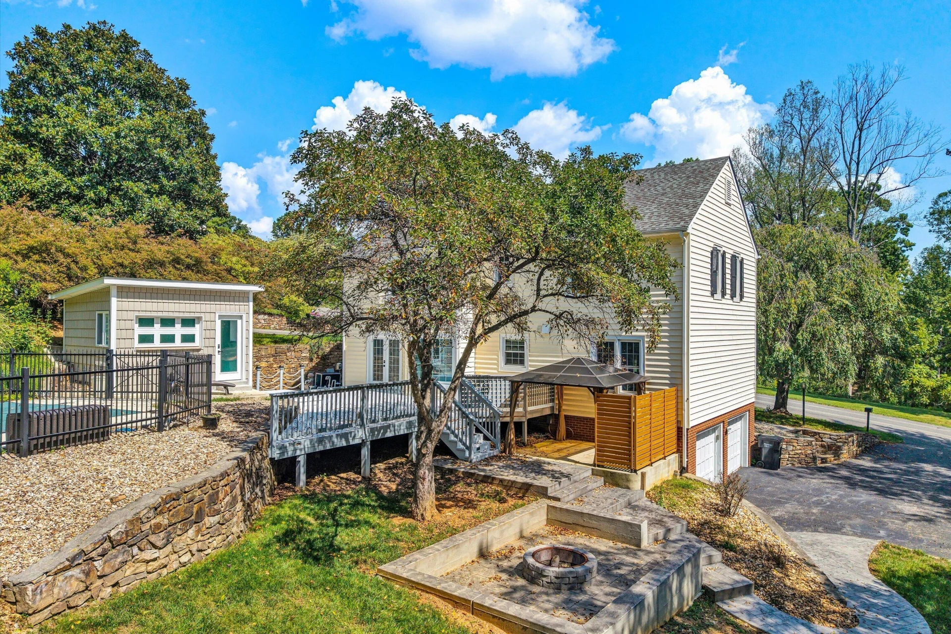 5306 Canter DR - Photo 46