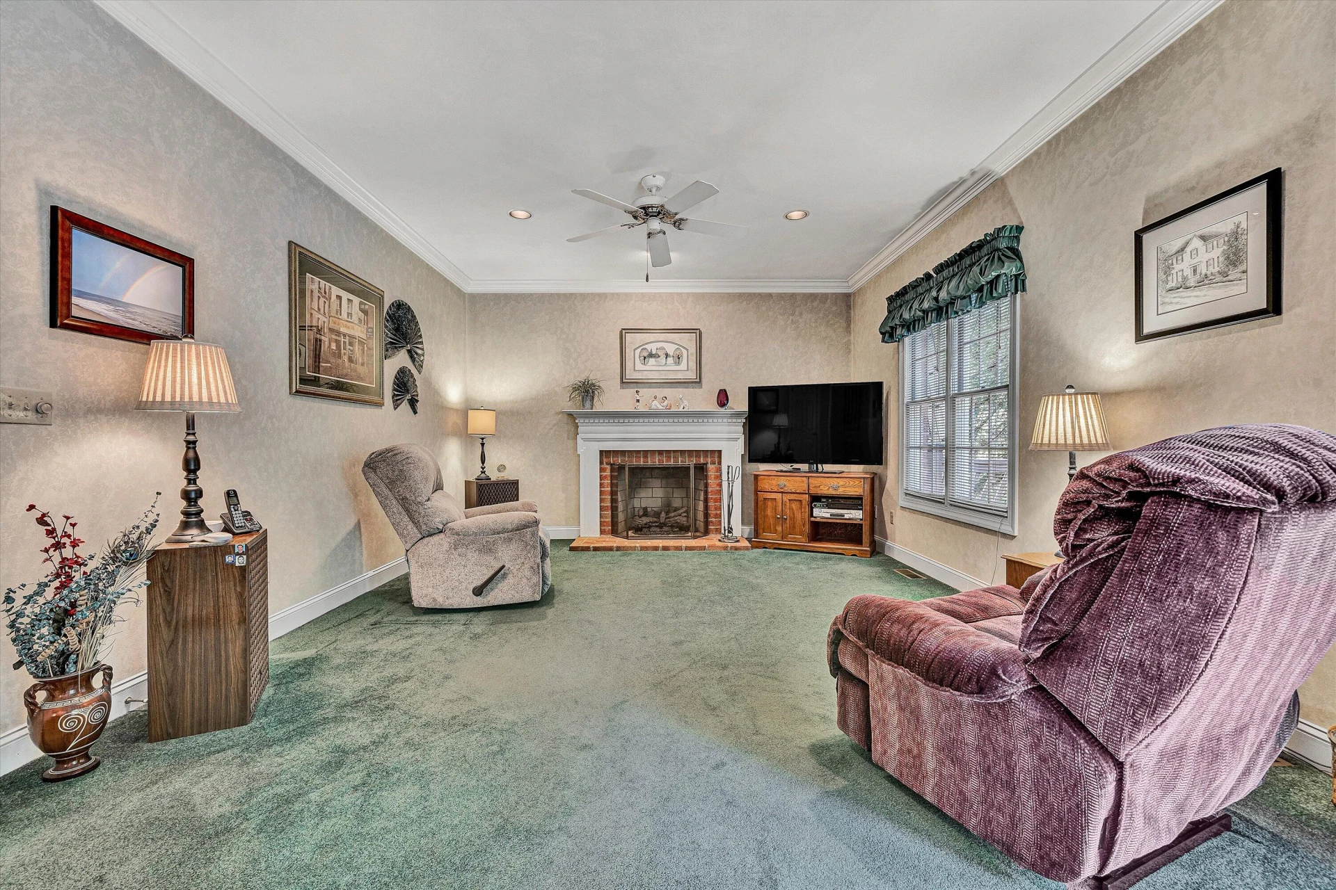 8281 Cardington DR - Photo 20