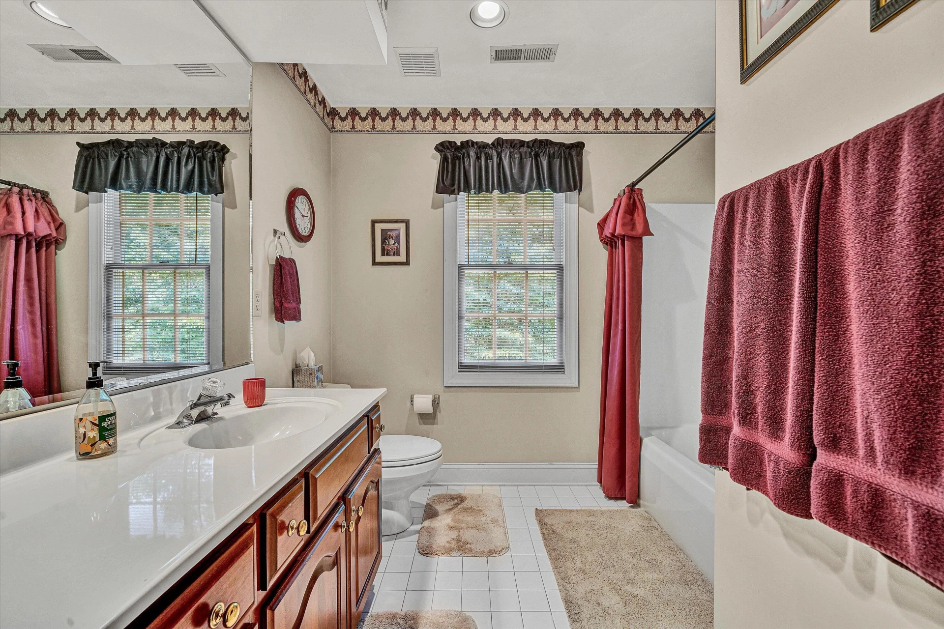 8281 Cardington DR - Photo 34