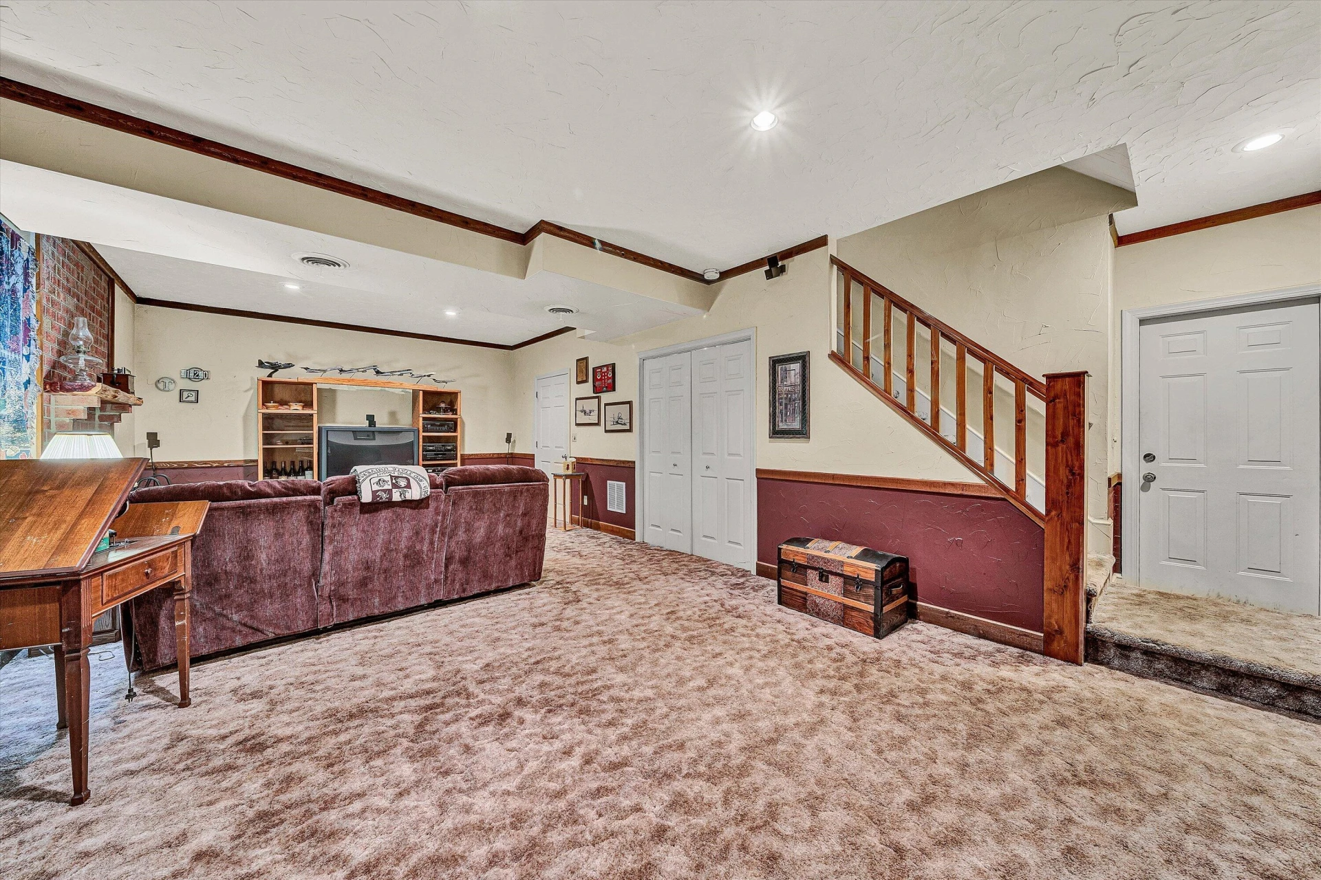 8281 Cardington DR - Photo 39