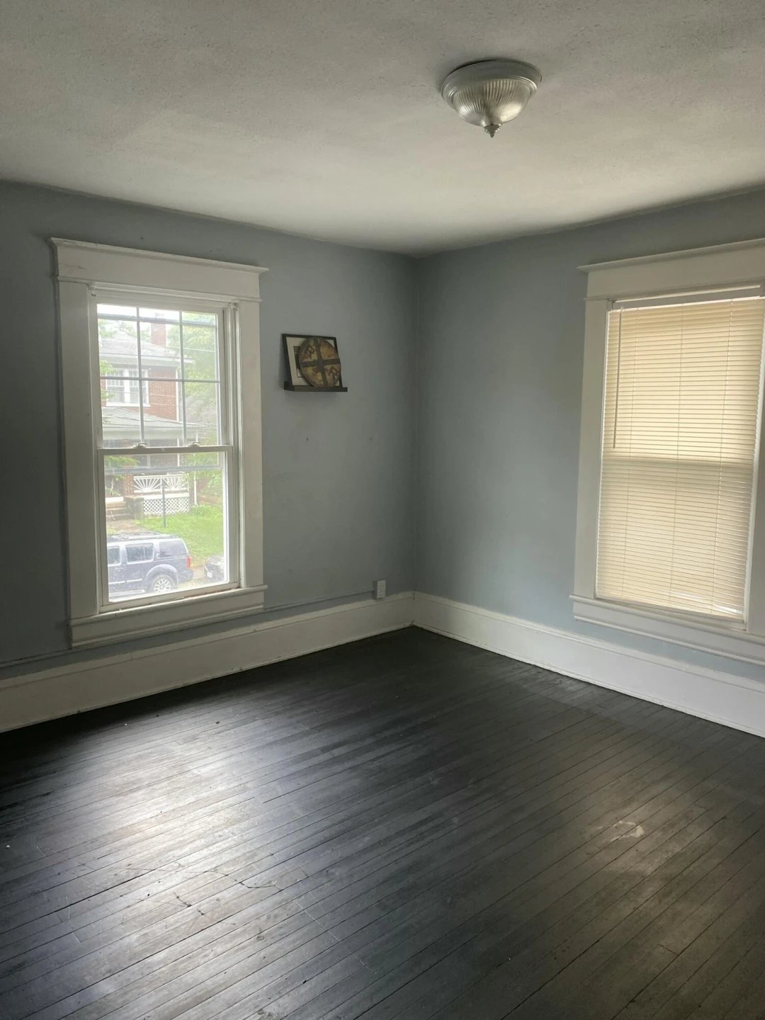 1611 8th ST SE - Photo 5