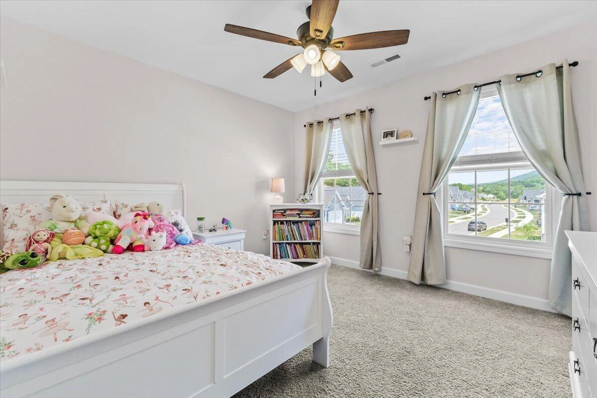 202 Georgia CT NE - Photo 20