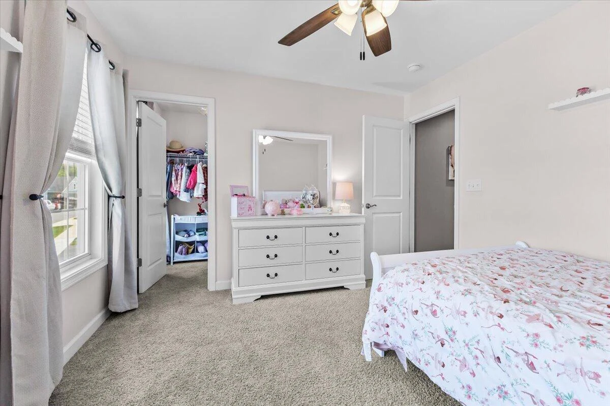 202 Georgia CT NE - Photo 21