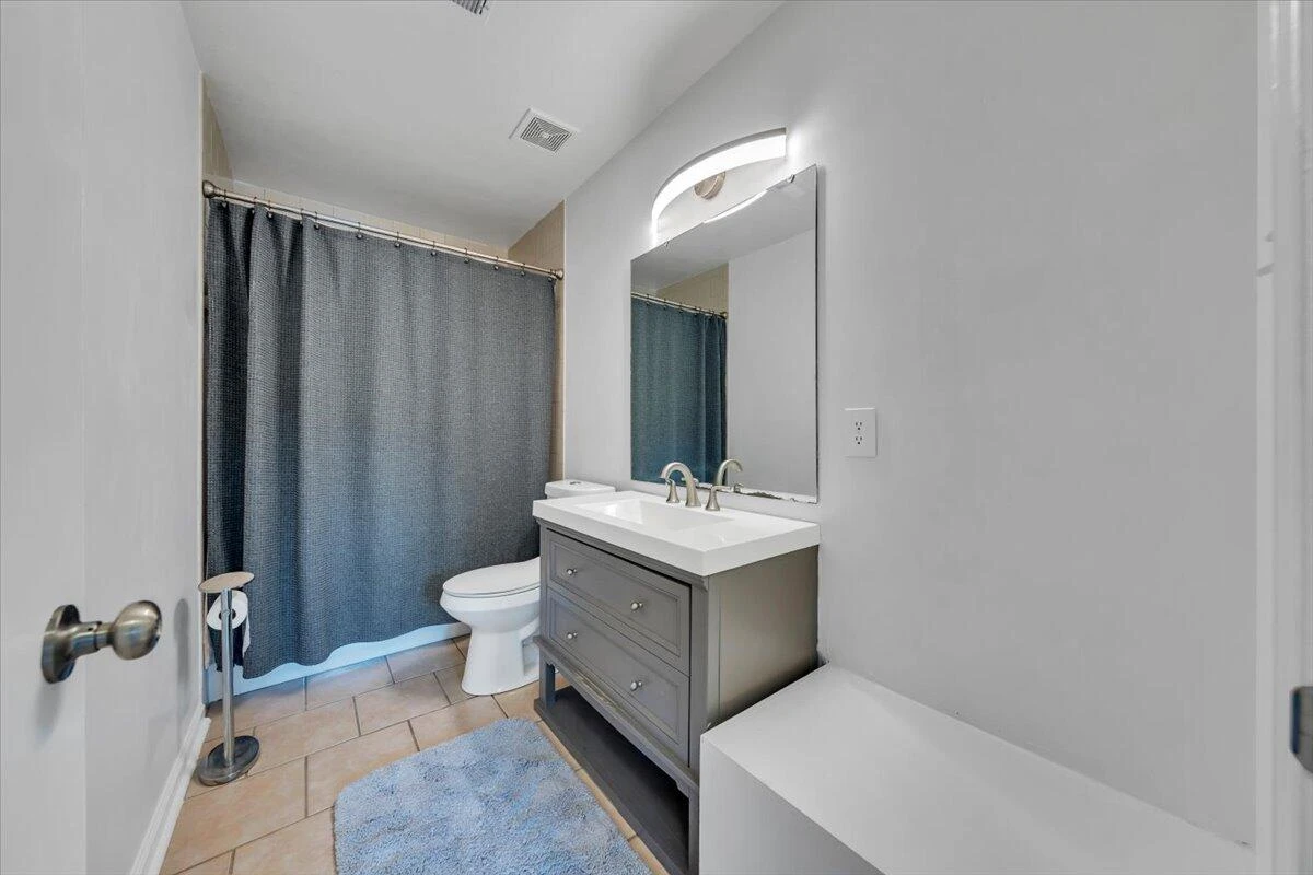 1526 Blanton AVE SE - Photo 16