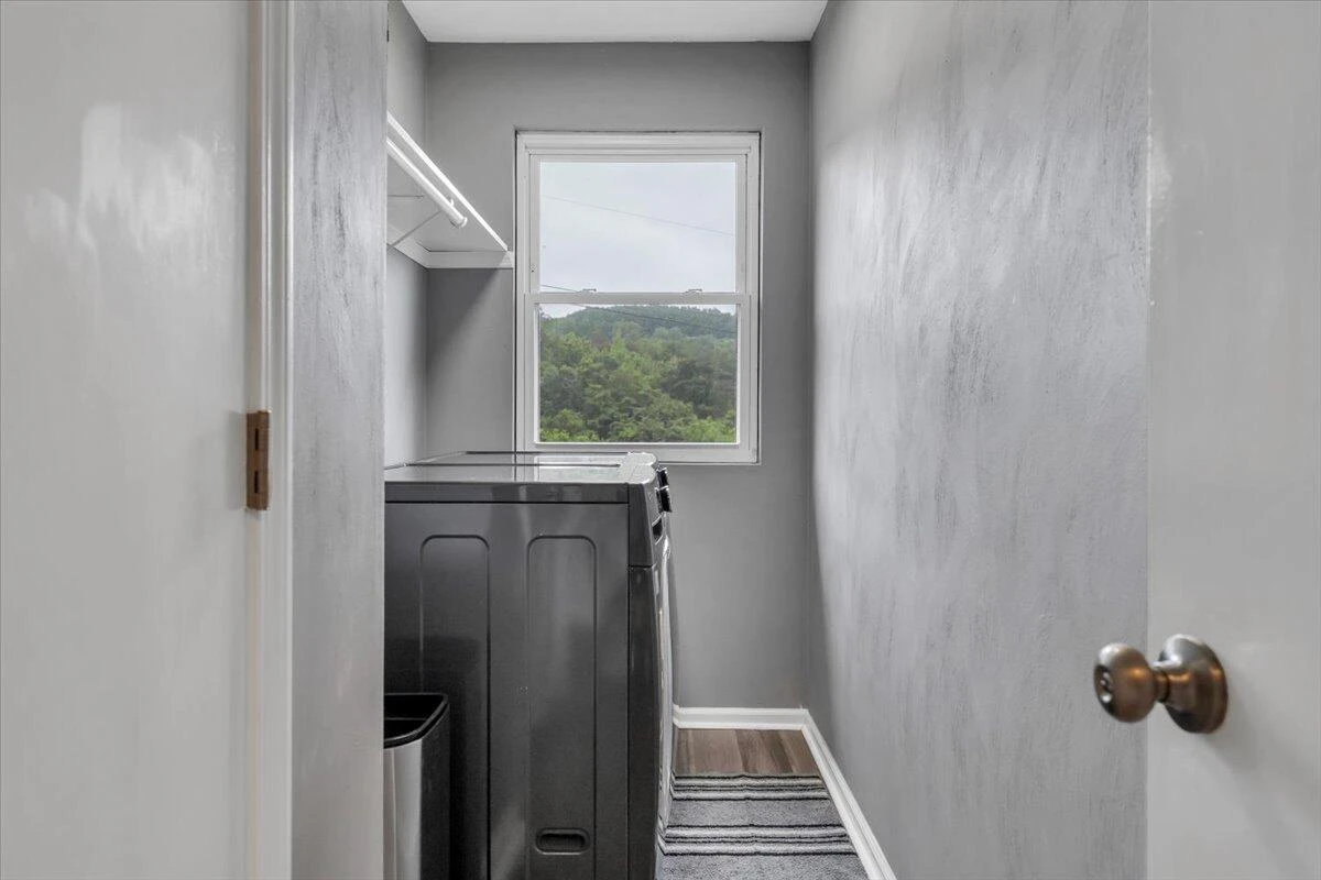1526 Blanton AVE SE - Photo 17