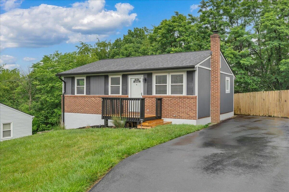 1526 Blanton AVE SE - Photo 30