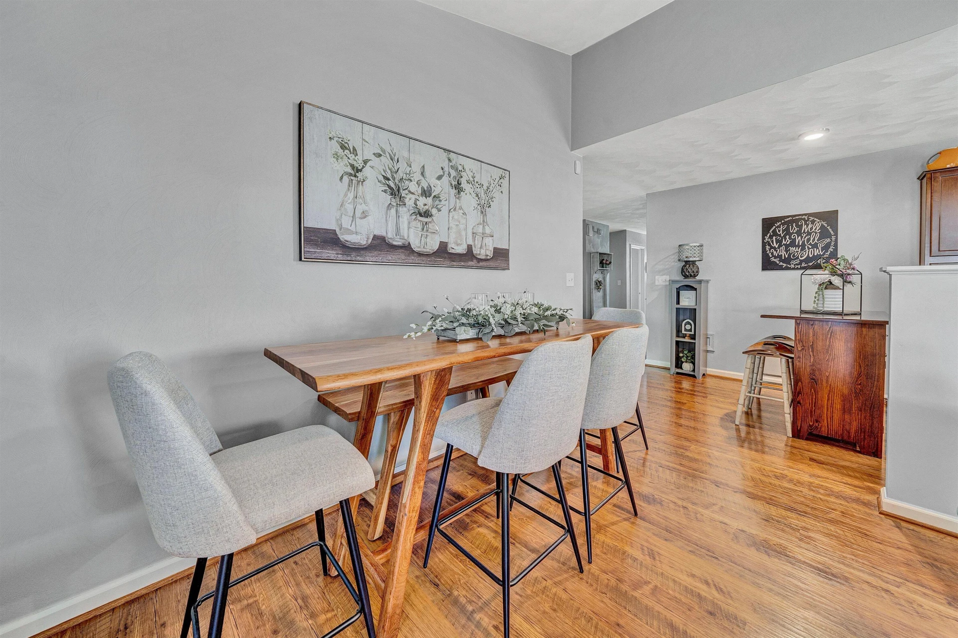 2605 Queens WAY - Photo 15