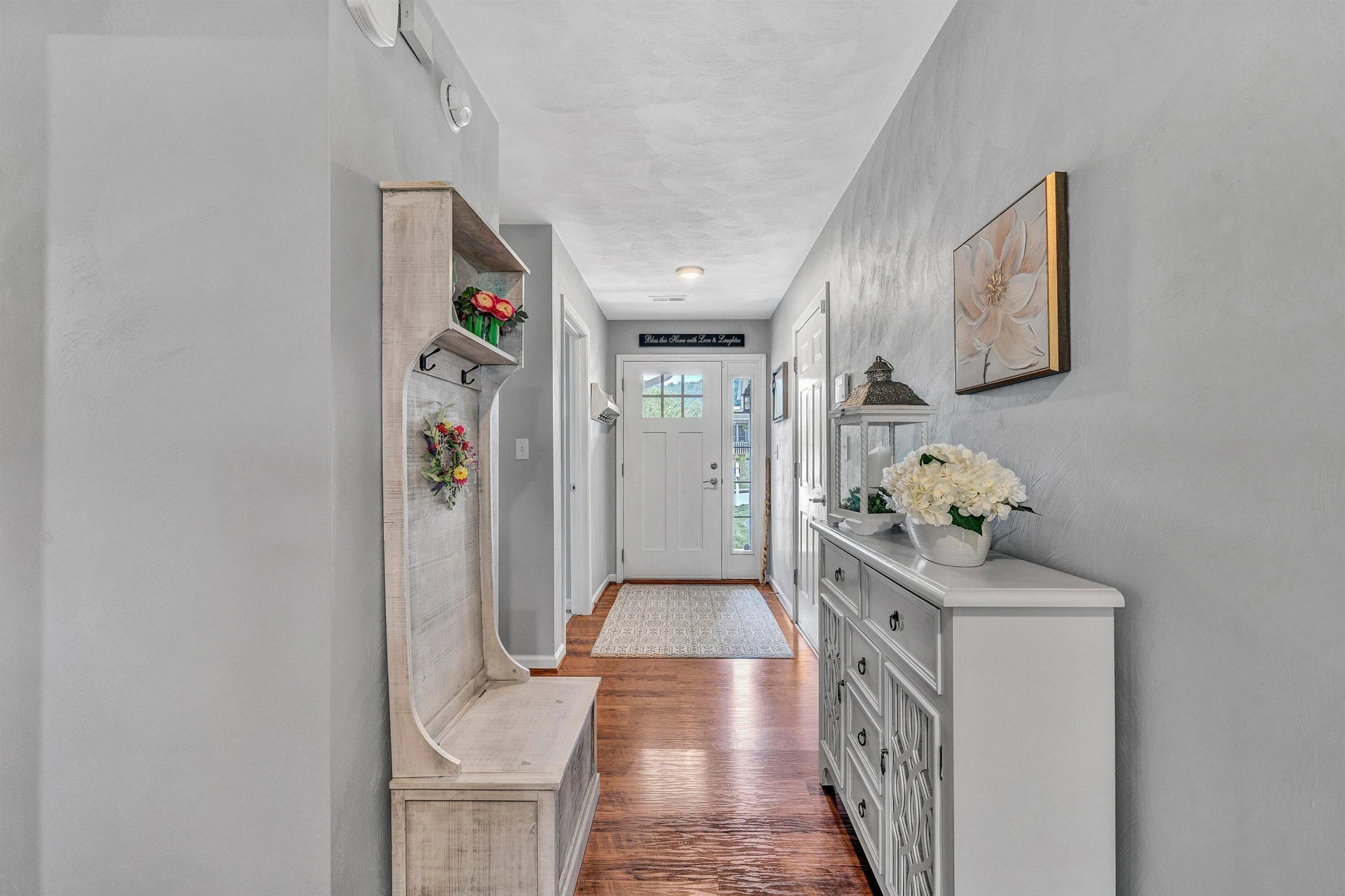 2605 Queens WAY - Photo 20